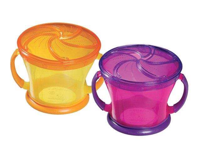 735282434822 Munchkin 2 Pack Snack Catcher - Assorted Colors - Image 1